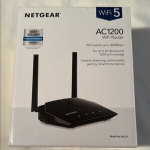 NETGEAR AC1200 WiFi Router - Black